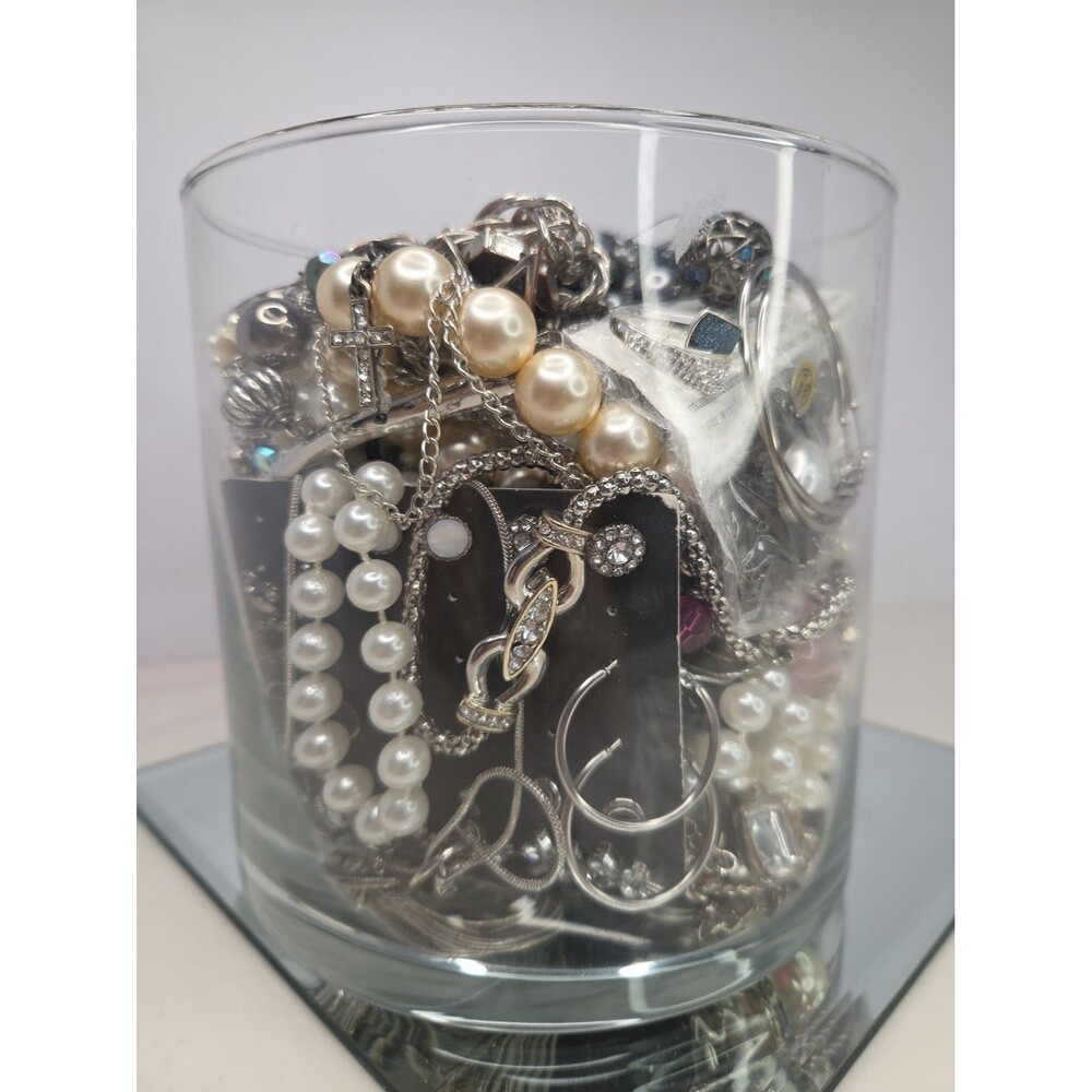 Jewelry Jar Wearable Silvertone Pearls & Rhinestones Theme Over 50 Pcs! NWT
